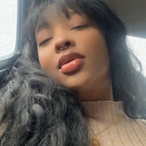 Meet your Posher, Jada